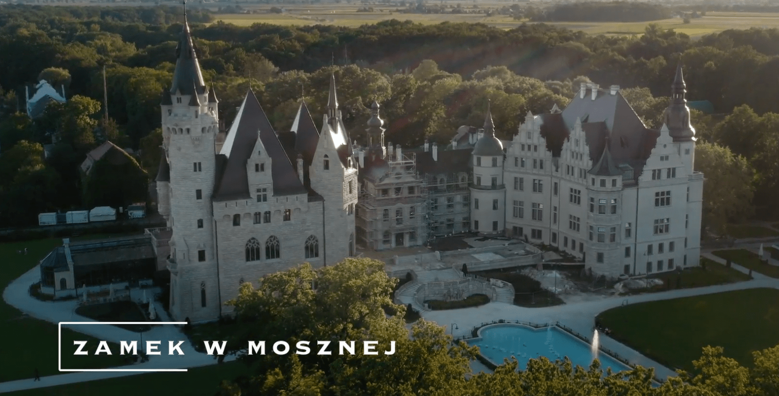 turystyka opolskie - zamek w Mosznej
