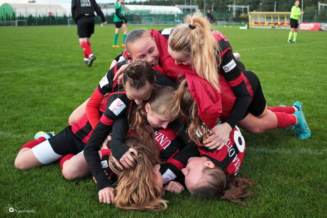 4 liga piłki nożnej kobiet wraca do gry