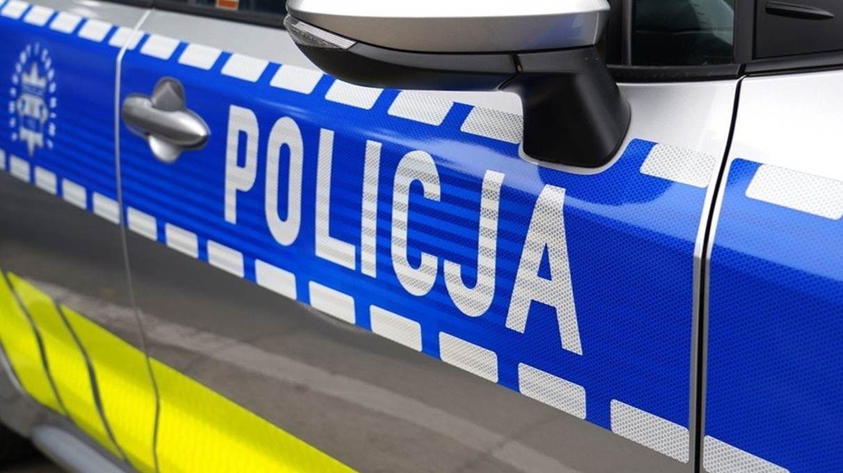 Pod Opolem siedmiolatek potrącił samochodem młodszą siostrę