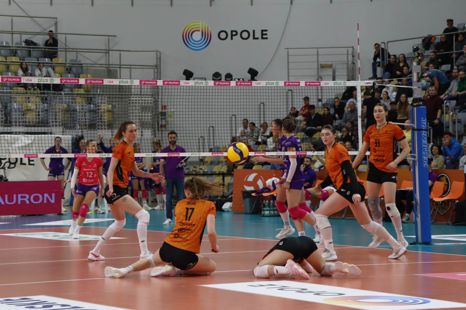 Mecz na szczycie u siatkarek. UNI Opole gorsze od mistrzyń z Rzeszowa