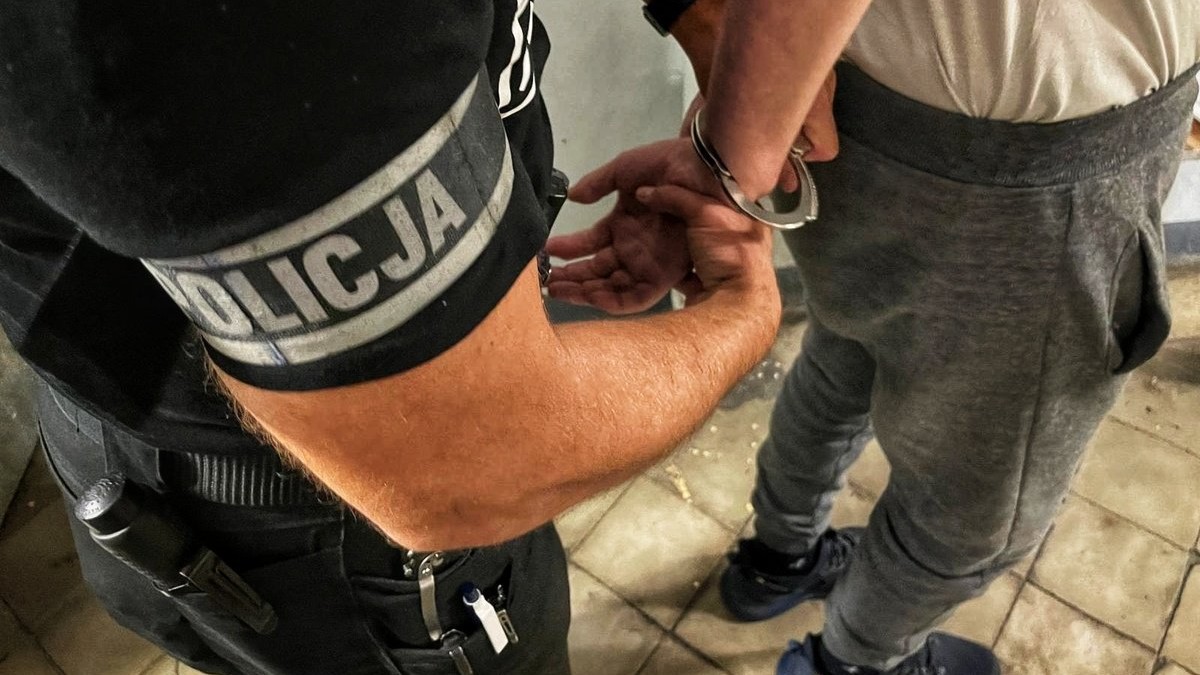 Zarzuty na rodzeństwa z Opola. Obezwładnili kobietę taśmą