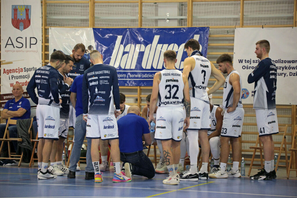 2 liga koszykarzy Pogoń Prudnik