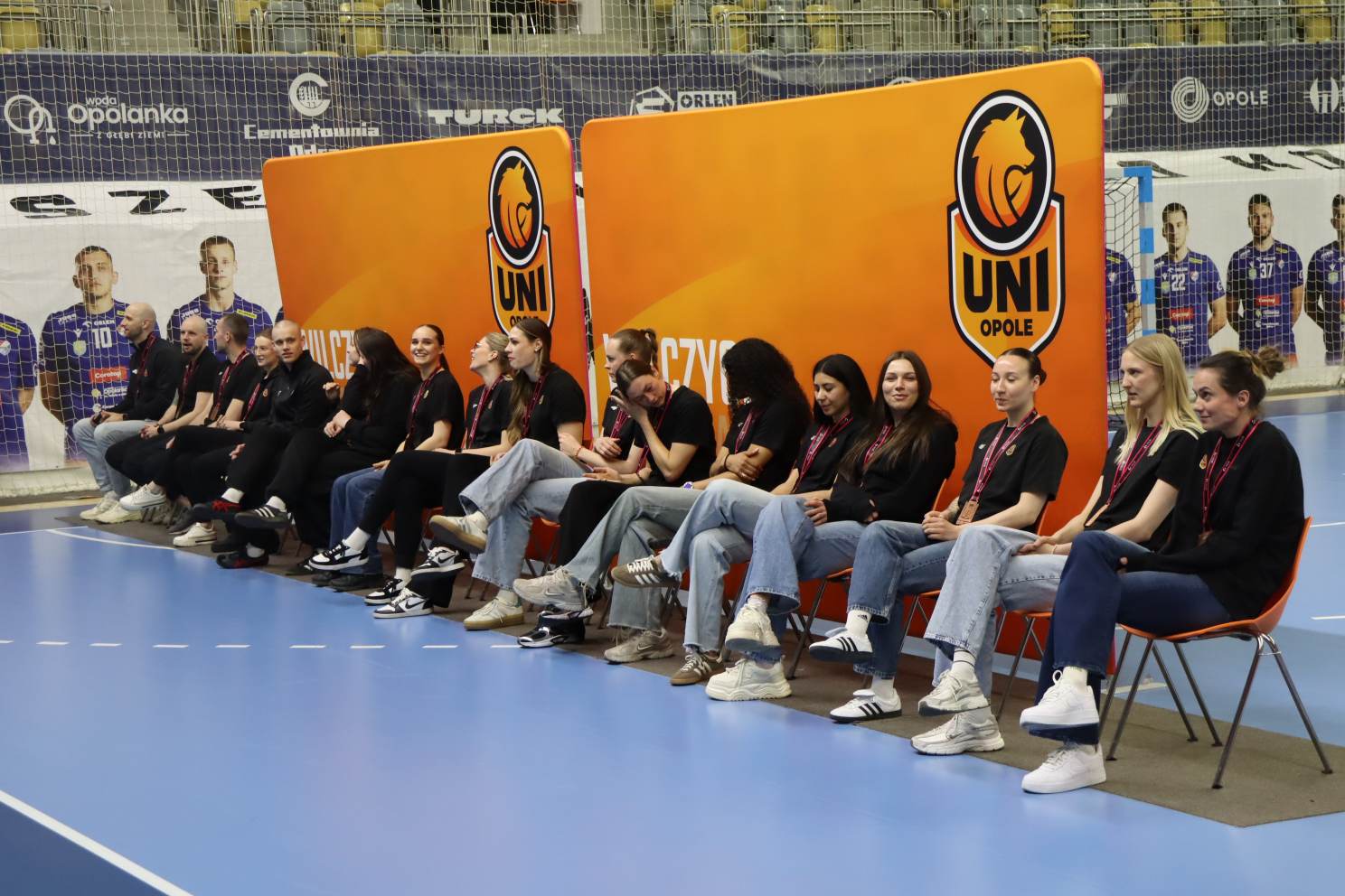 Pożegnanie siatkarek UNI Opole z kibicami: Jesteście najlepsi!