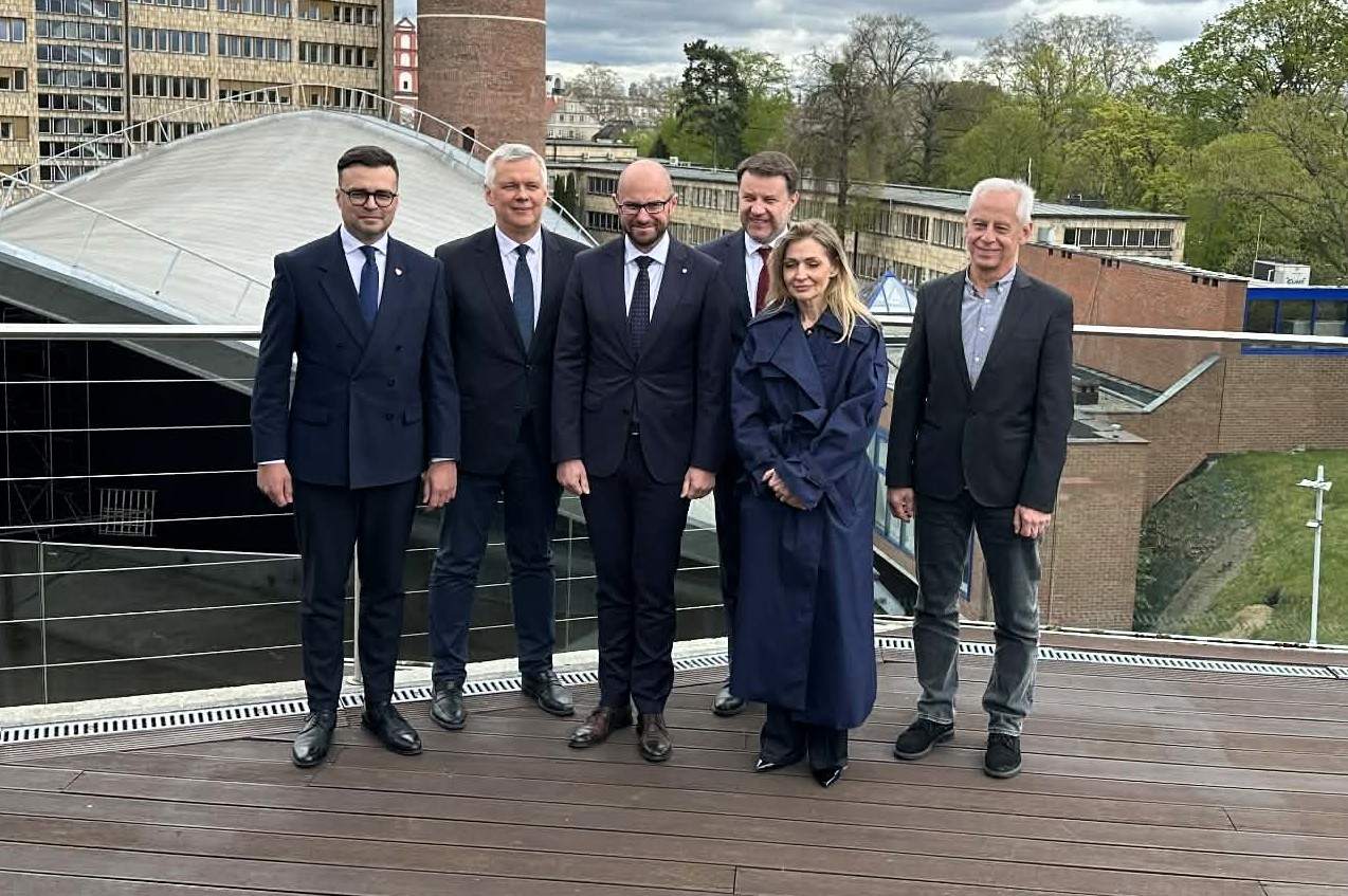 amfiteatr w Opolu dach 2