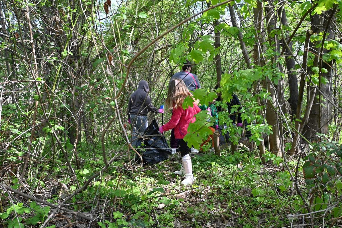 Wielkie sprzątanie nad Odrą. Zebrali ponad 200 kg odpadów