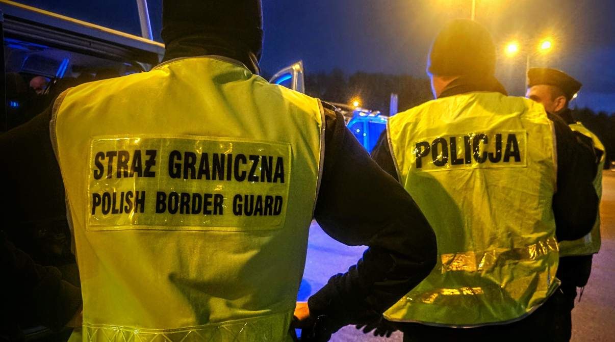 Zaczęło się od awantury o okno. Skończyło deportacją i aresztem