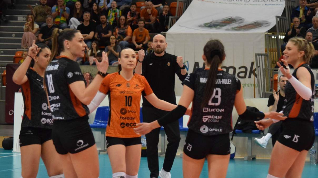 UNI Opole brązowy medal