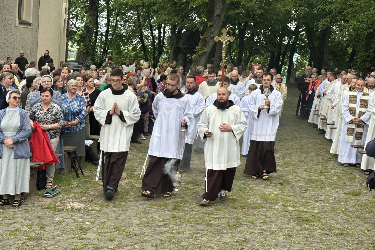 800-lecie śmierci św. Franciszka z Asyżu. Kardynał Grzegorz Ryś na Górze św. Anny