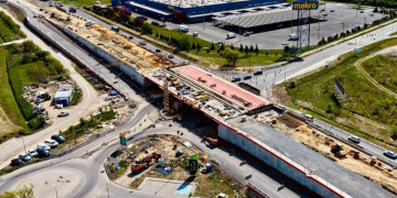 estakada nad rondem biszkoptowym w Opolu