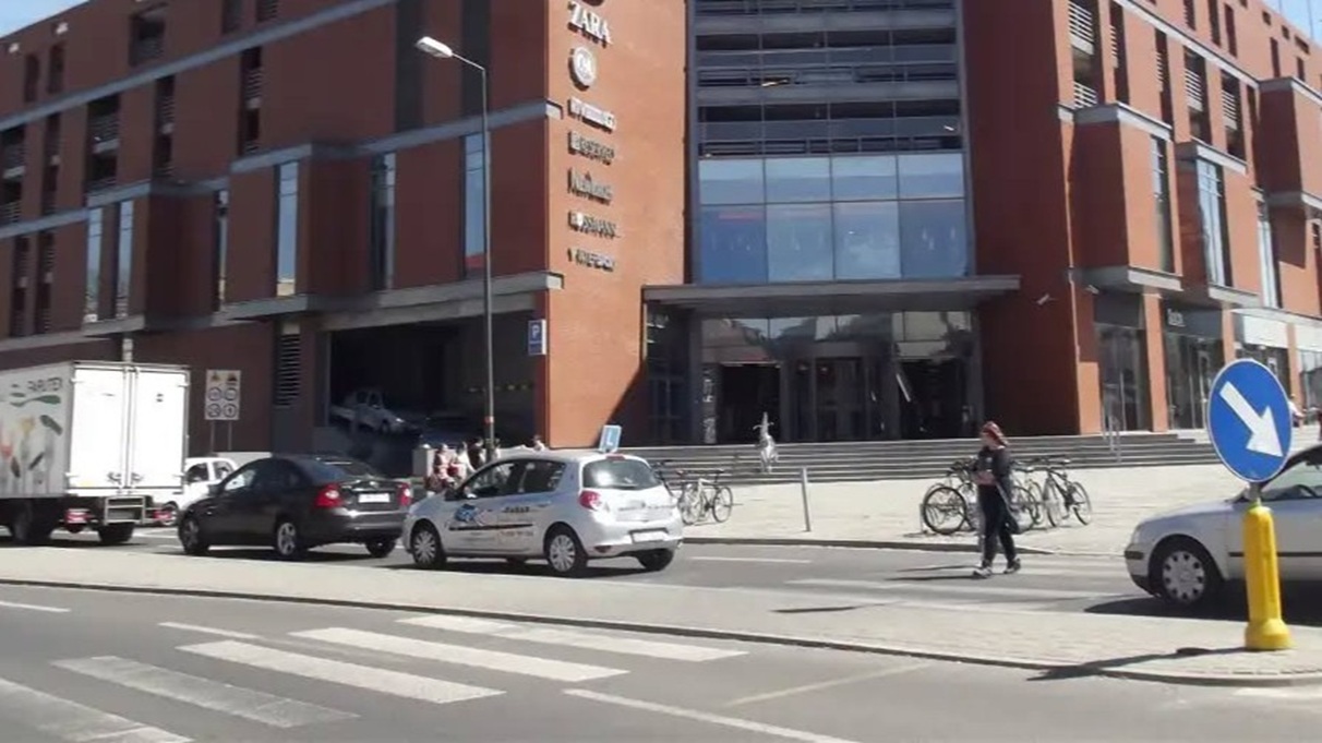 Nowe światła na pasach w centrum Opola. Usprawnią ruch samochodowy?