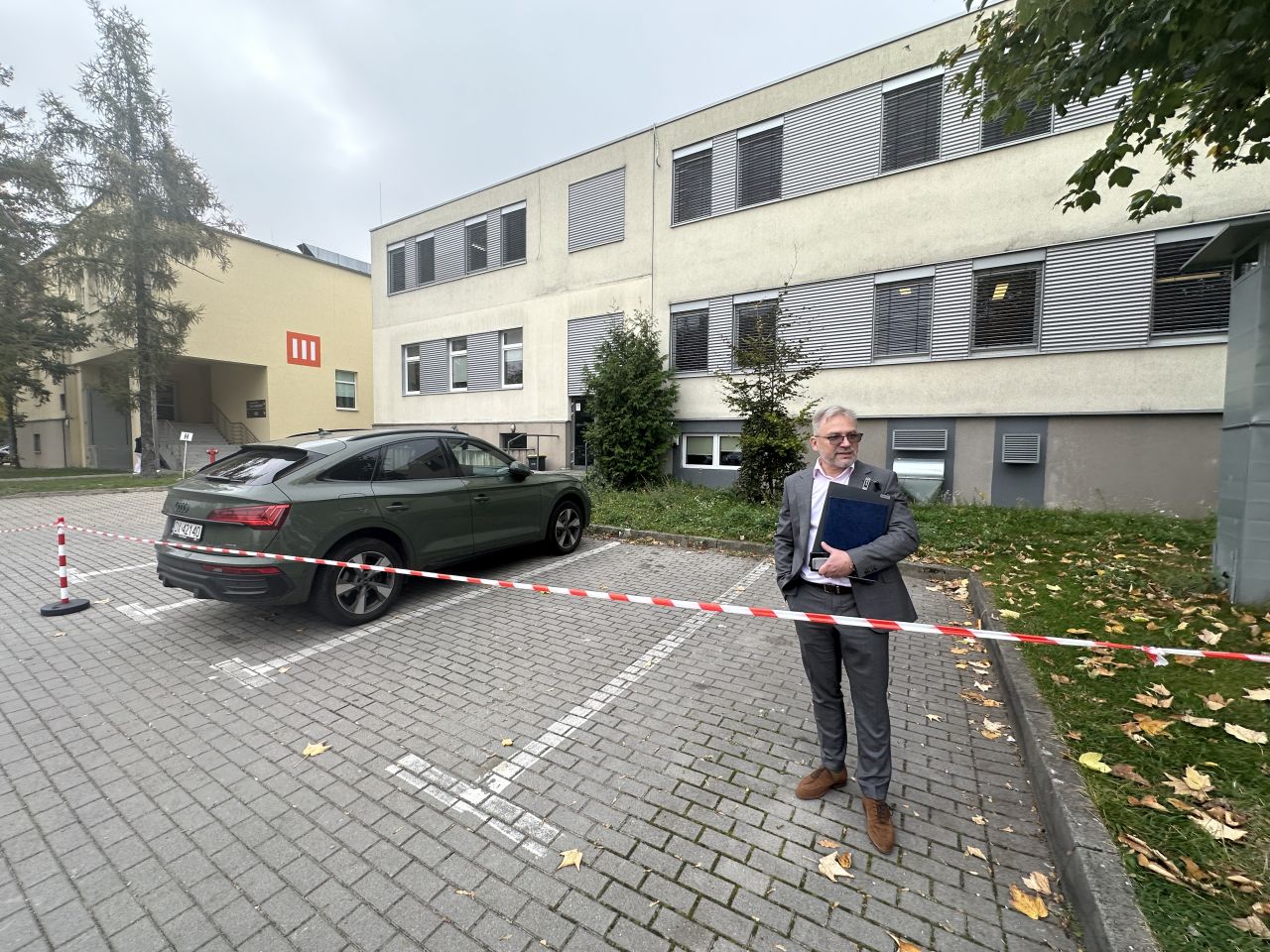 Rozbudowa szpitala w Opolu. Najpierw diagnostyka, potem parking ze schronem